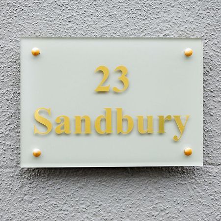 Sandbury Town House Килкени Екстериор снимка