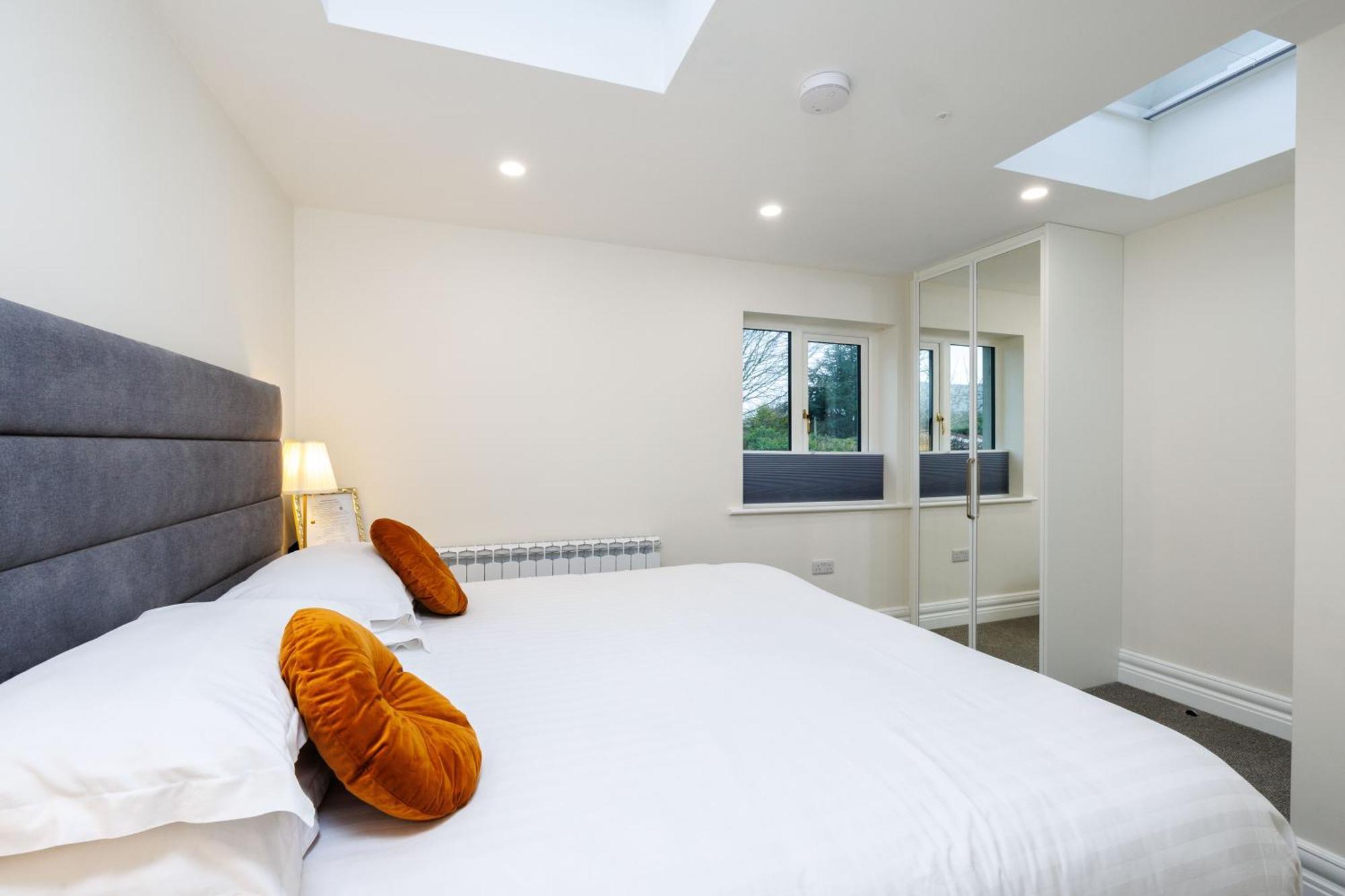 Sandbury Town House Килкени Екстериор снимка